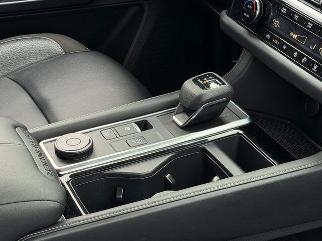 2024 Nissan Pathfinder SL Springfield VA