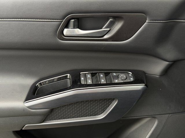 2024 Nissan Pathfinder SL Springfield VA
