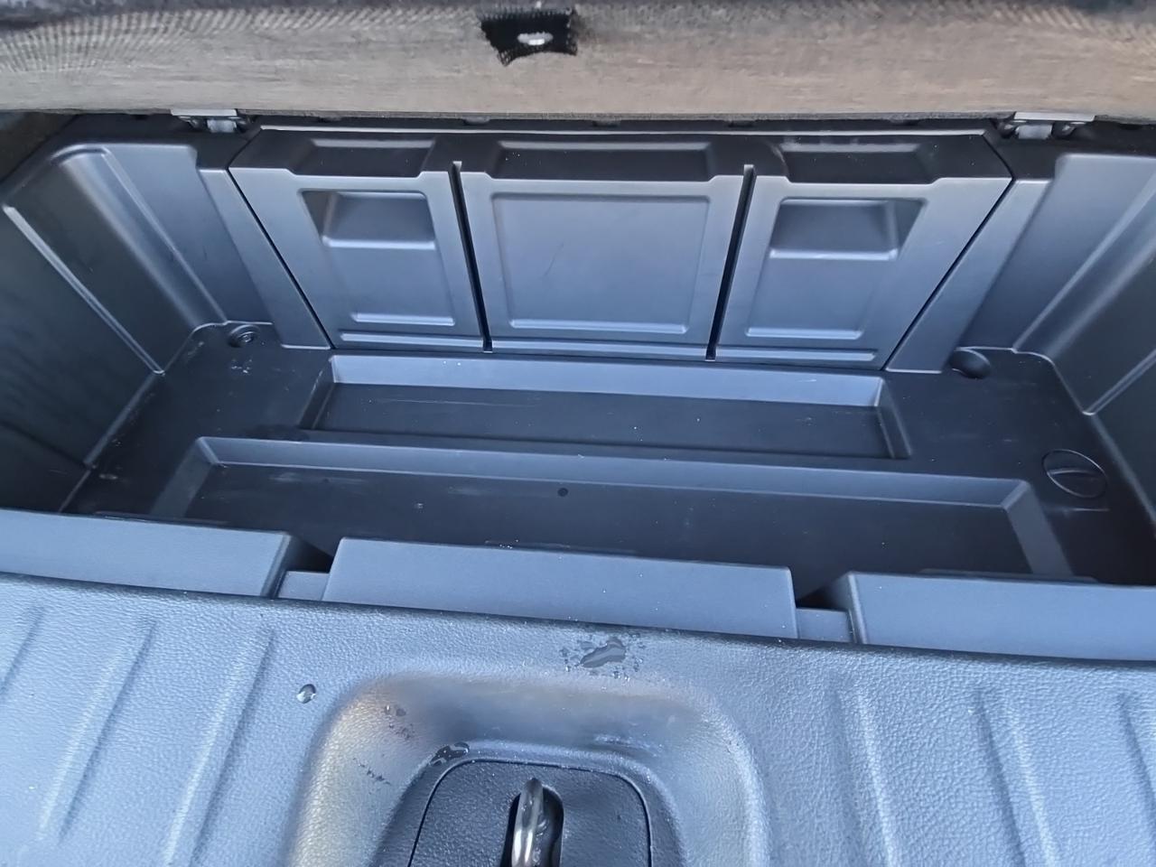 2024 Nissan Pathfinder SL Glen Burnie MD