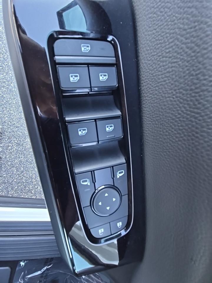 2024 Nissan Pathfinder SL Glen Burnie MD