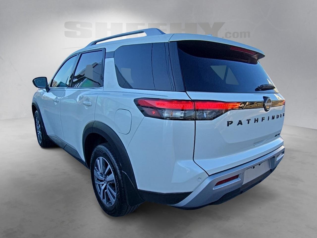 2024 Nissan Pathfinder SL Glen Burnie MD