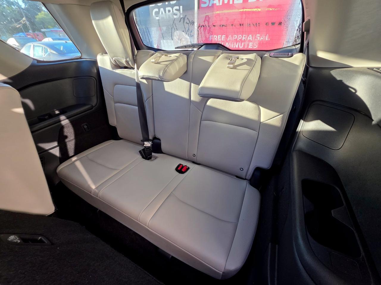 2024 Nissan Pathfinder SL Glen Burnie MD