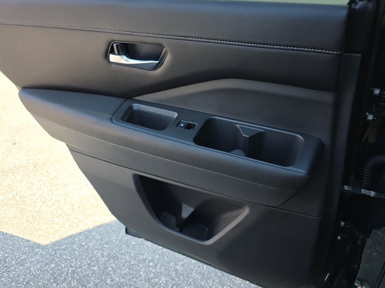 2024 Nissan Pathfinder SL Glen Burnie MD