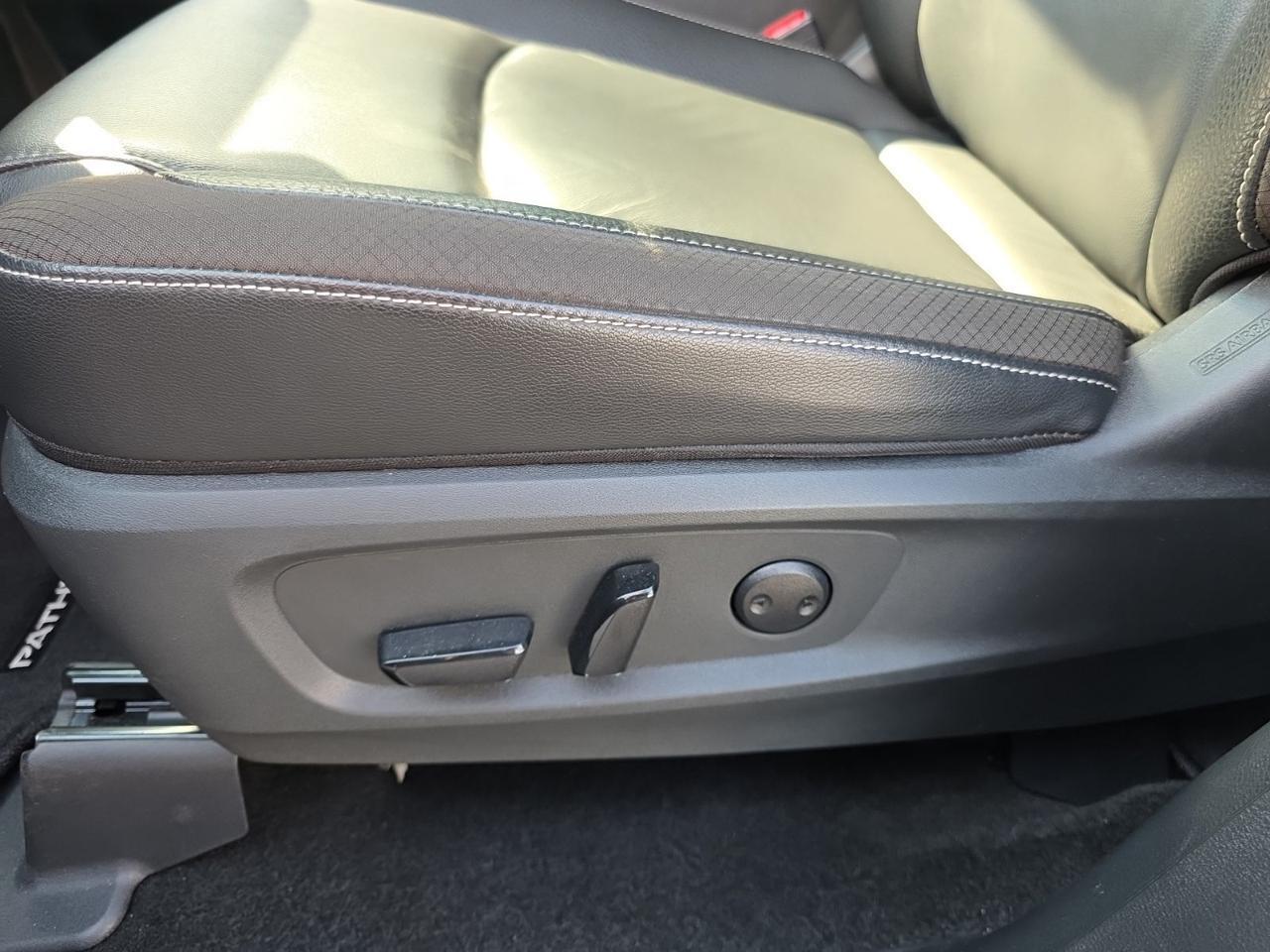 2024 Nissan Pathfinder SL Glen Burnie MD