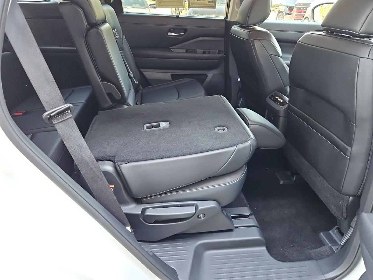 2024 Nissan Pathfinder SL Waldorf MD