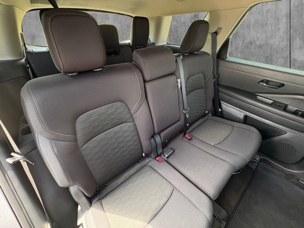 2024 Nissan Pathfinder SV Hondo TX