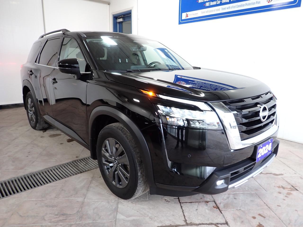 2024 Nissan Pathfinder SV 4WD 7 PASS LEATHER NAVI SUNROOF