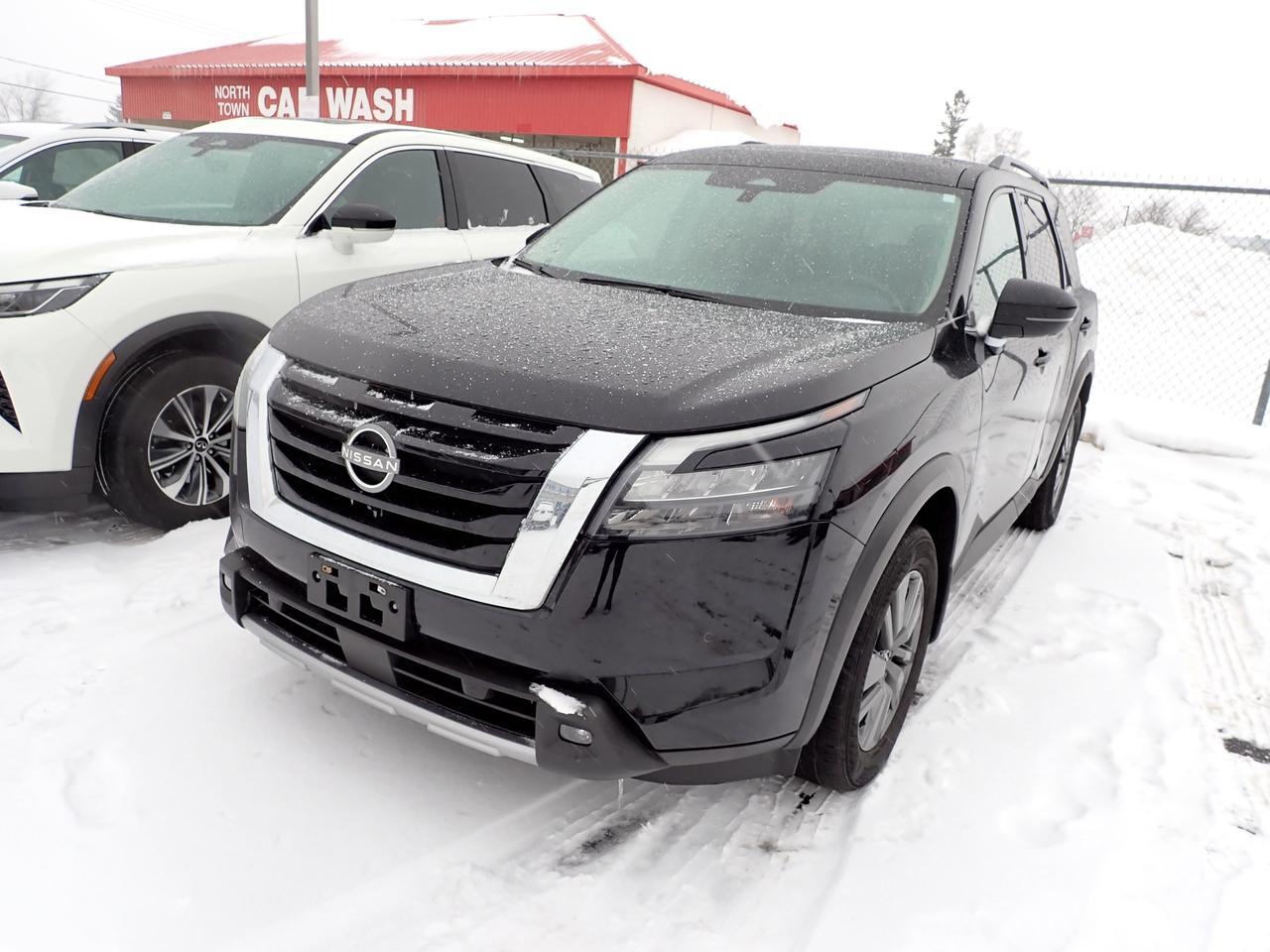 2024 Nissan Pathfinder SV 4WD 7 PASS Listowel ON