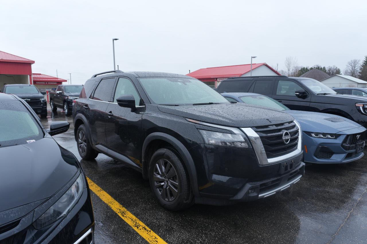 2024 Nissan Pathfinder SV 4WD