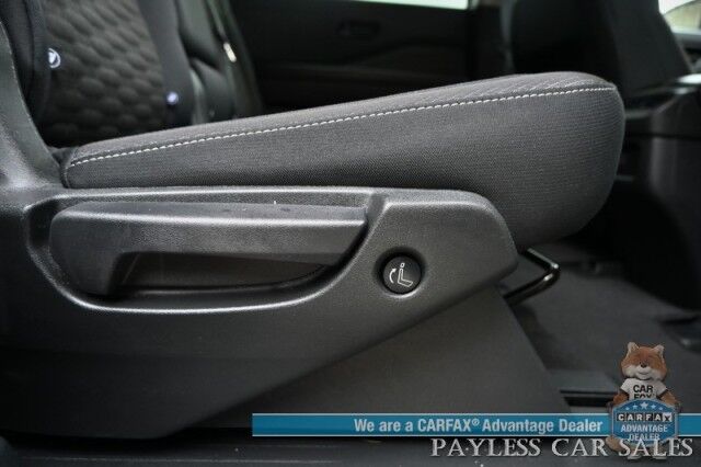 2024 Nissan Pathfinder SV / AWD / Auto Start / Heated Premium Cloth Seats / Adaptive Cruise Control / Lane Departure & Blind Spot Alert / Apple CarPlay & Android Auto / Back Up Camera / 3rd Row / Seats 8 / 1-Owner Anchorage AK