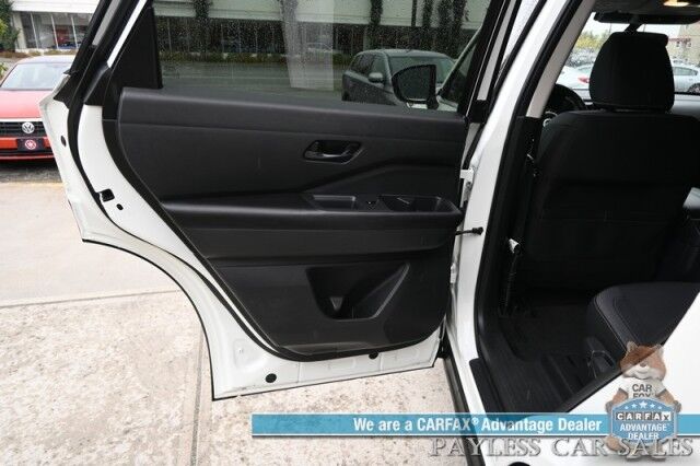 2024 Nissan Pathfinder SV / AWD / Auto Start / Heated Premium Cloth Seats / Adaptive Cruise Control / Lane Departure & Blind Spot Alert / Apple CarPlay & Android Auto / Back Up Camera / 3rd Row / Seats 8 / 1-Owner Anchorage AK