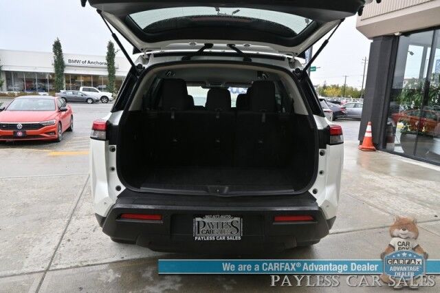 2024 Nissan Pathfinder SV / AWD / Auto Start / Heated Premium Cloth Seats / Adaptive Cruise Control / Lane Departure & Blind Spot Alert / Apple CarPlay & Android Auto / Back Up Camera / 3rd Row / Seats 8 / 1-Owner Anchorage AK