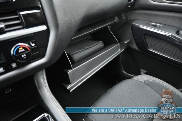 2024 Nissan Pathfinder SV / AWD / Auto Start / Heated Premium Cloth Seats / Adaptive Cruise Control / Lane Departure & Blind Spot Alert / Apple CarPlay & Android Auto / Back Up Camera / 3rd Row / Seats 8 / 1-Owner Anchorage AK