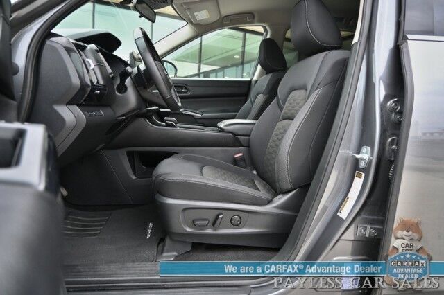 2024 Nissan Pathfinder SV / AWD / Auto Start / Heated Premium Cloth Seats / Adaptive Cruise Control / Lane Departure & Blind Spot Alert / Apple CarPlay & Android Auto / Back Up Camera / 3rd Row / Seats 8 / 1-Owner Anchorage AK