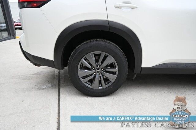 2024 Nissan Pathfinder SV / AWD / Auto Start / Power & Heated Cloth Seats / Adaptive Cruise Control / Lane Departure & Blind Spot / Apple CarPlay & Android Auto / Back Up Camera / 3rd Row / Seats 8 / Cruise Control / 27 MPG / 1-Owner Anchorage AK