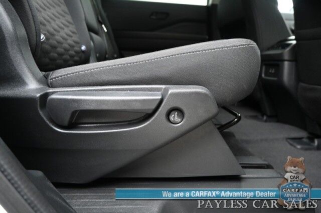 2024 Nissan Pathfinder SV / AWD / Auto Start / Power & Heated Cloth Seats / Adaptive Cruise Control / Lane Departure & Blind Spot / Apple CarPlay & Android Auto / Back Up Camera / 3rd Row / Seats 8 / Cruise Control / 27 MPG / 1-Owner Anchorage AK