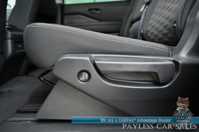 2024 Nissan Pathfinder SV / AWD / Auto Start / Power & Heated Cloth Seats / Adaptive Cruise Control / Lane Departure & Blind Spot / Apple CarPlay & Android Auto / Back Up Camera / 3rd Row / Seats 8 / Cruise Control / 27 MPG / 1-Owner Anchorage AK