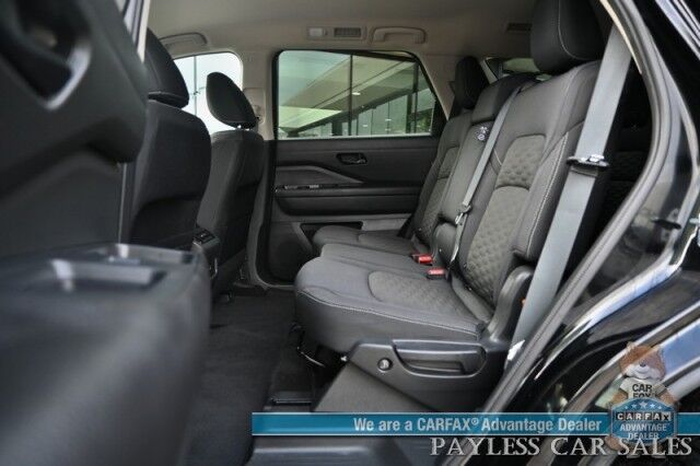 2024 Nissan Pathfinder SV / AWD / Auto Start / Power & Heated Cloth Seats / Adaptive Cruise Control / Lane Departure & Blind Spot / Apple CarPlay & Android Auto / Back Up Camera / 3rd Row / Seats 8 / Keyless Entry & Start / 27 MPG / 1-Owner Anchorage AK