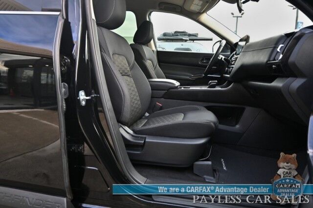 2024 Nissan Pathfinder SV / AWD / Auto Start / Power & Heated Cloth Seats / Adaptive Cruise Control / Lane Departure & Blind Spot / Apple CarPlay & Android Auto / Back Up Camera / 3rd Row / Seats 8 / Keyless Entry & Start / 27 MPG / 1-Owner Anchorage AK