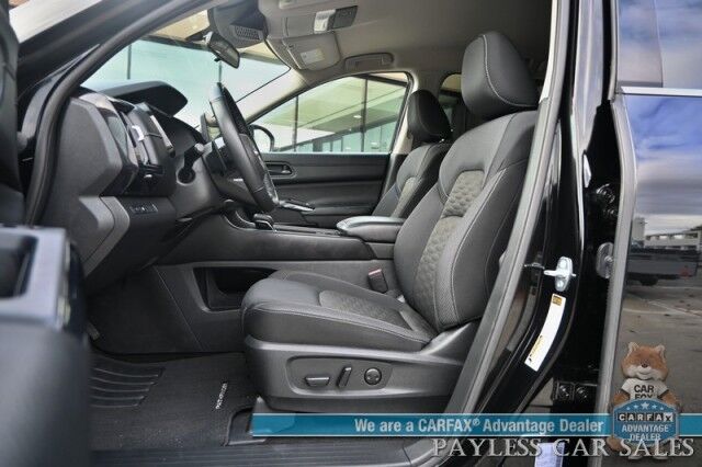 2024 Nissan Pathfinder SV / AWD / Auto Start / Power & Heated Cloth Seats / Adaptive Cruise Control / Lane Departure & Blind Spot / Apple CarPlay & Android Auto / Back Up Camera / 3rd Row / Seats 8 / Keyless Entry & Start / 27 MPG / 1-Owner Anchorage AK