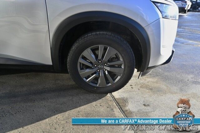 2024 Nissan Pathfinder SV / AWD / Auto Start / Power & Heated Cloth Seats / Adaptive Cruise Control / Lane Departure & Blind Spot / Apple CarPlay & Android Auto / Back Up Camera / 3rd Row / Seats 8 / Keyless Entry & Start / 27 MPG / 1-Owner Anchorage AK