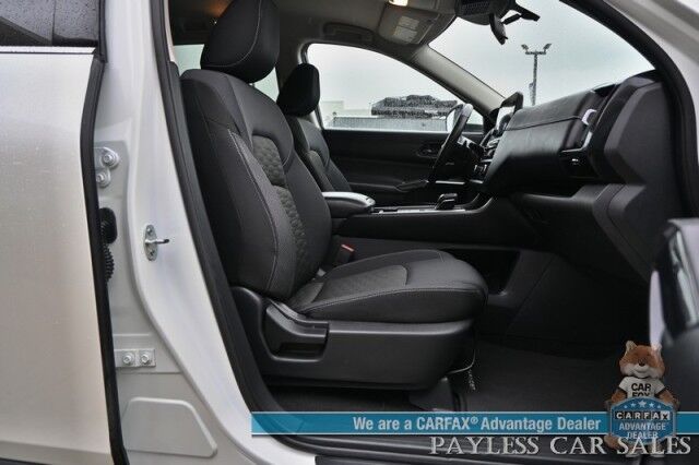 2024 Nissan Pathfinder SV / AWD / Auto Start / Power & Heated Cloth Seats / Adaptive Cruise Control / Lane Departure & Blind Spot / Apple CarPlay & Android Auto / Back Up Camera / 3rd Row / Seats 8 / Keyless Entry & Start / 27 MPG / 1-Owner Wasilla AK