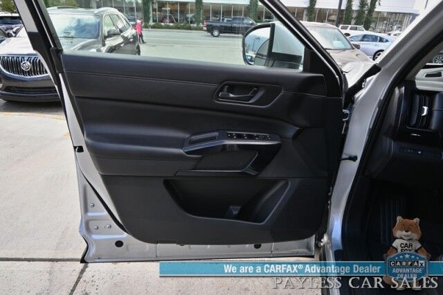 2024 Nissan Pathfinder SV / AWD / Auto Start / Power & Heated Seats / Adaptive Cruise Control / Lane Departure & Blind Spot / Apple CarPlay & Android Auto / Back Up Camera / 3rd Row / Seats 8 / Cruise Control / 27 MPG / 1-Owner Anchorage AK