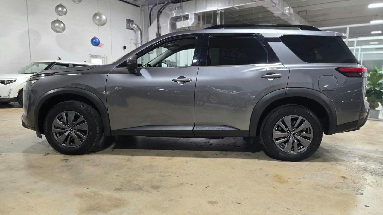 2024 Nissan Pathfinder SV FWD