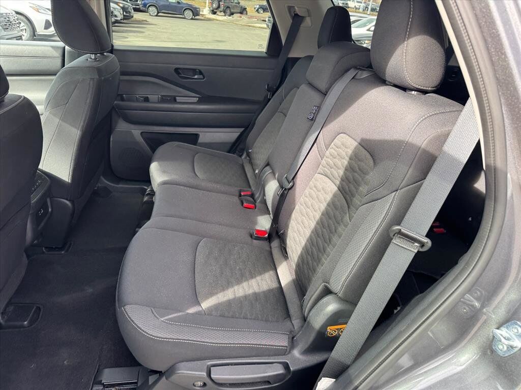 2024 Nissan Pathfinder SV Johnson City TN