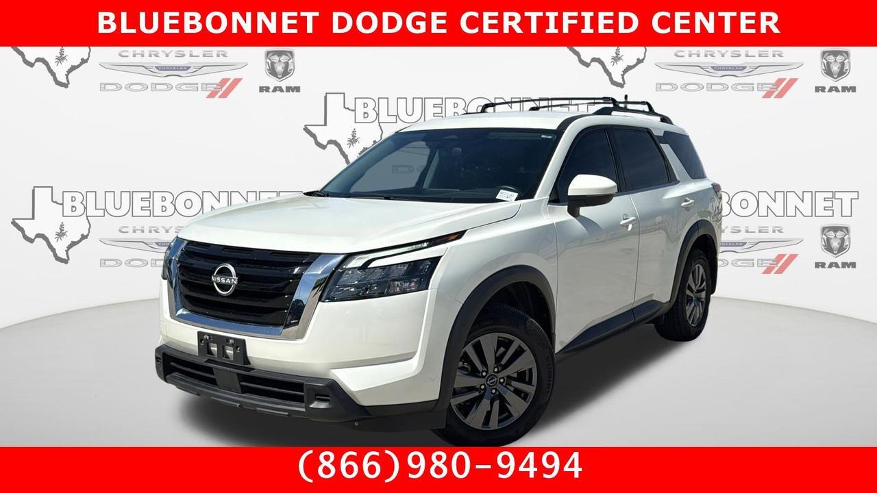 2024 Nissan Pathfinder SV