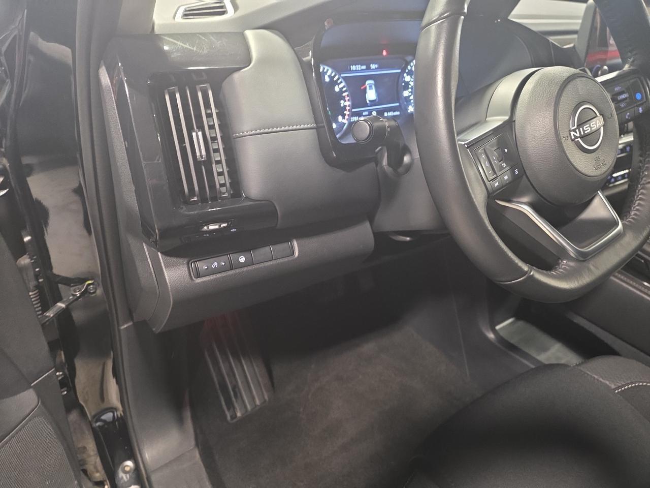 2024 Nissan Pathfinder SV Sand Lake NY
