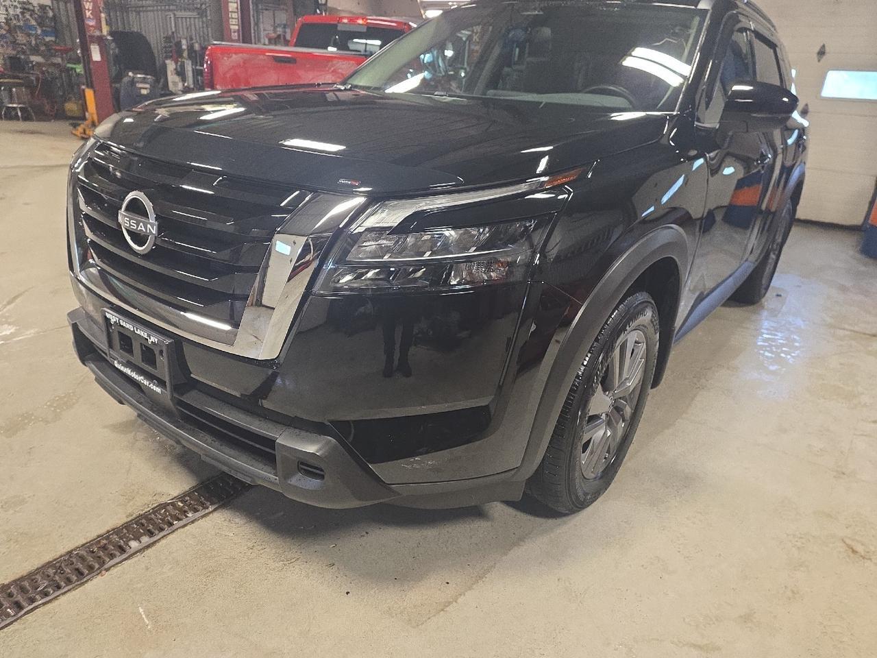 2024 Nissan Pathfinder SV Sand Lake NY