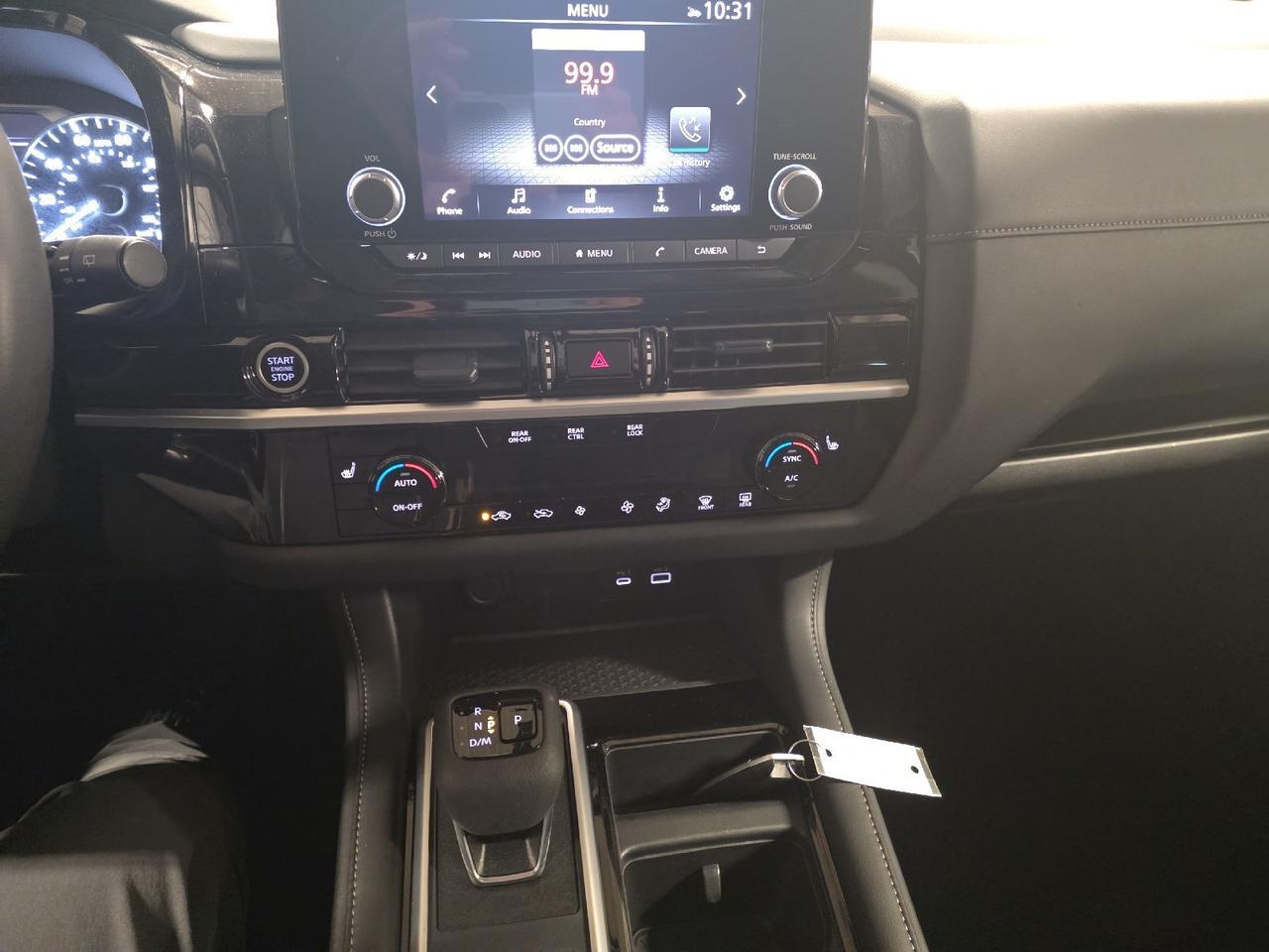 2024 Nissan Pathfinder SV Sand Lake NY