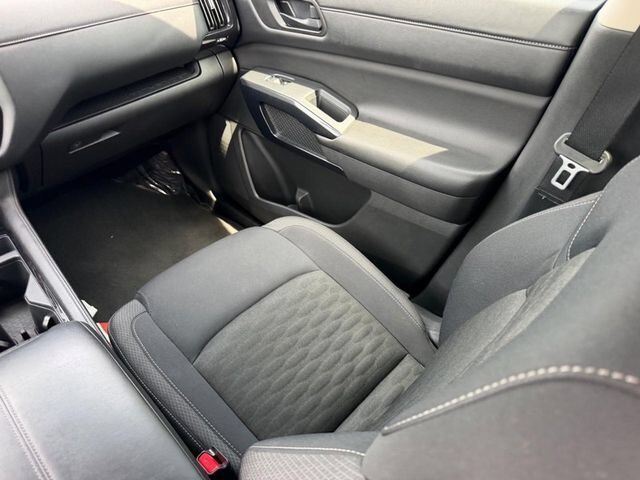 2024 Nissan Pathfinder SV Farmington MO