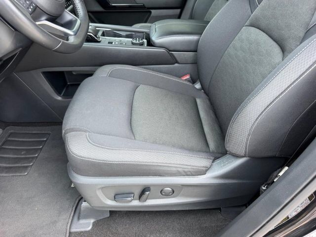 2024 Nissan Pathfinder SV Farmington MO