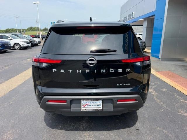 2024 Nissan Pathfinder SV Farmington MO