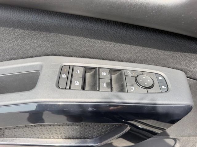 2024 Nissan Pathfinder SV Farmington MO