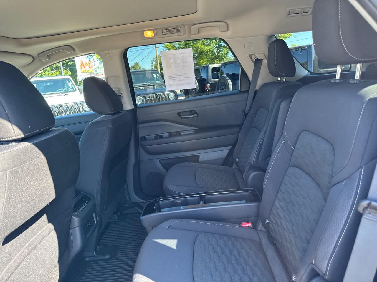 2024 Nissan Pathfinder SV Dartmouth MA