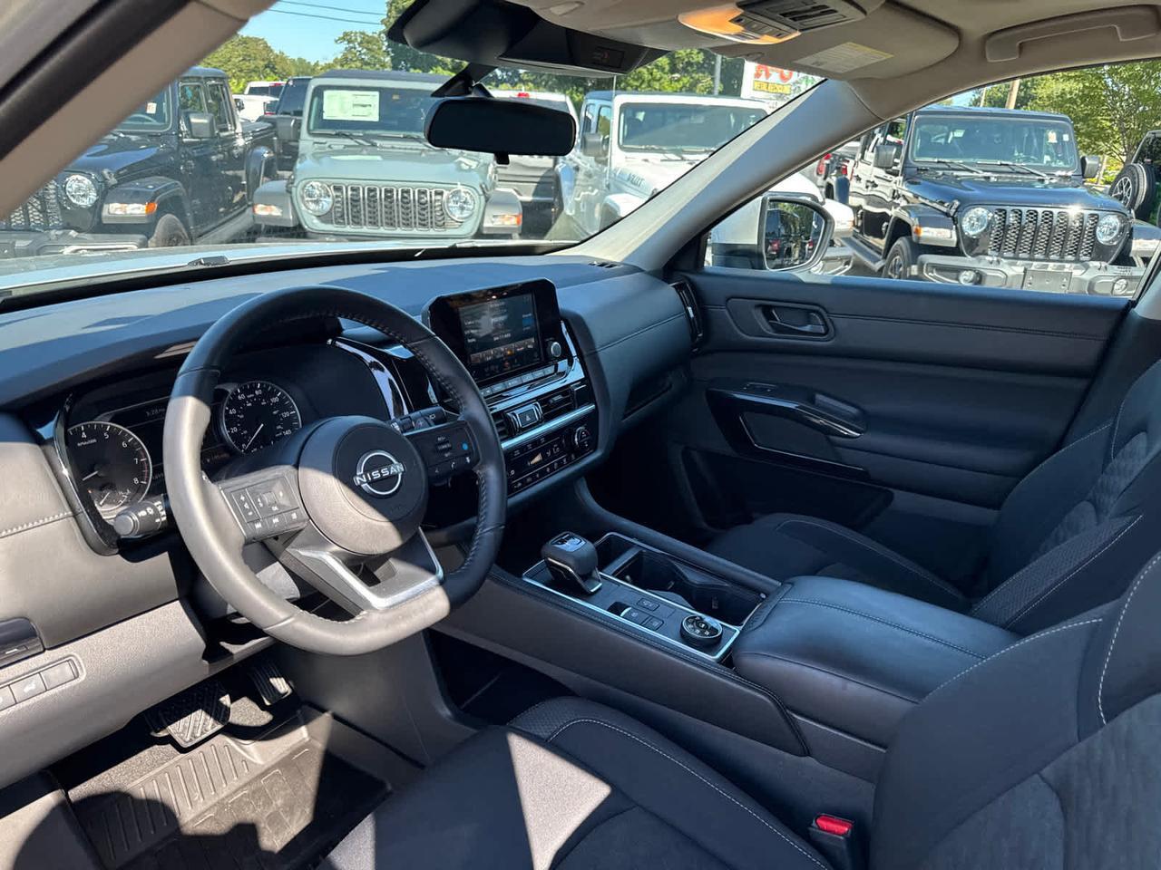 2024 Nissan Pathfinder SV Dartmouth MA