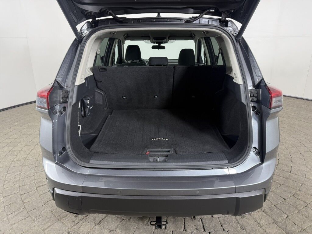 2024 Nissan Rogue AWD SV Maumee OH