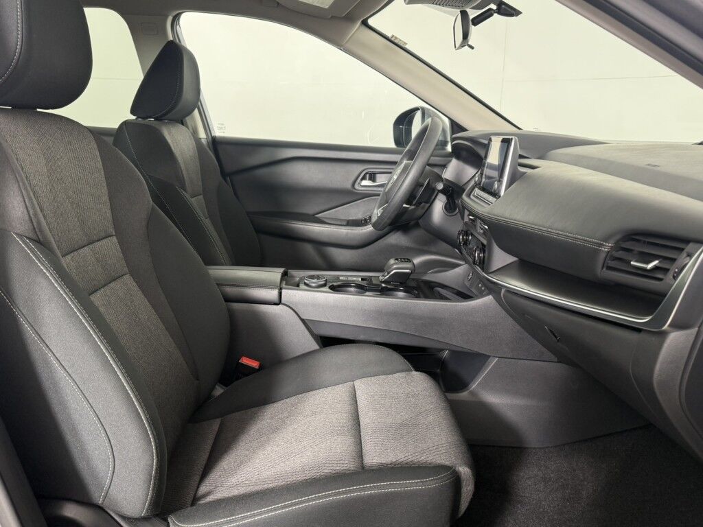 2024 Nissan Rogue AWD SV Maumee OH