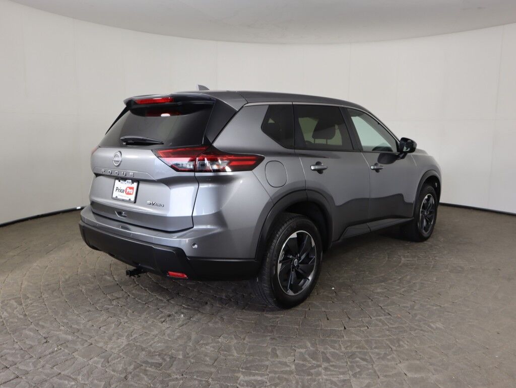 2024 Nissan Rogue AWD SV Maumee OH