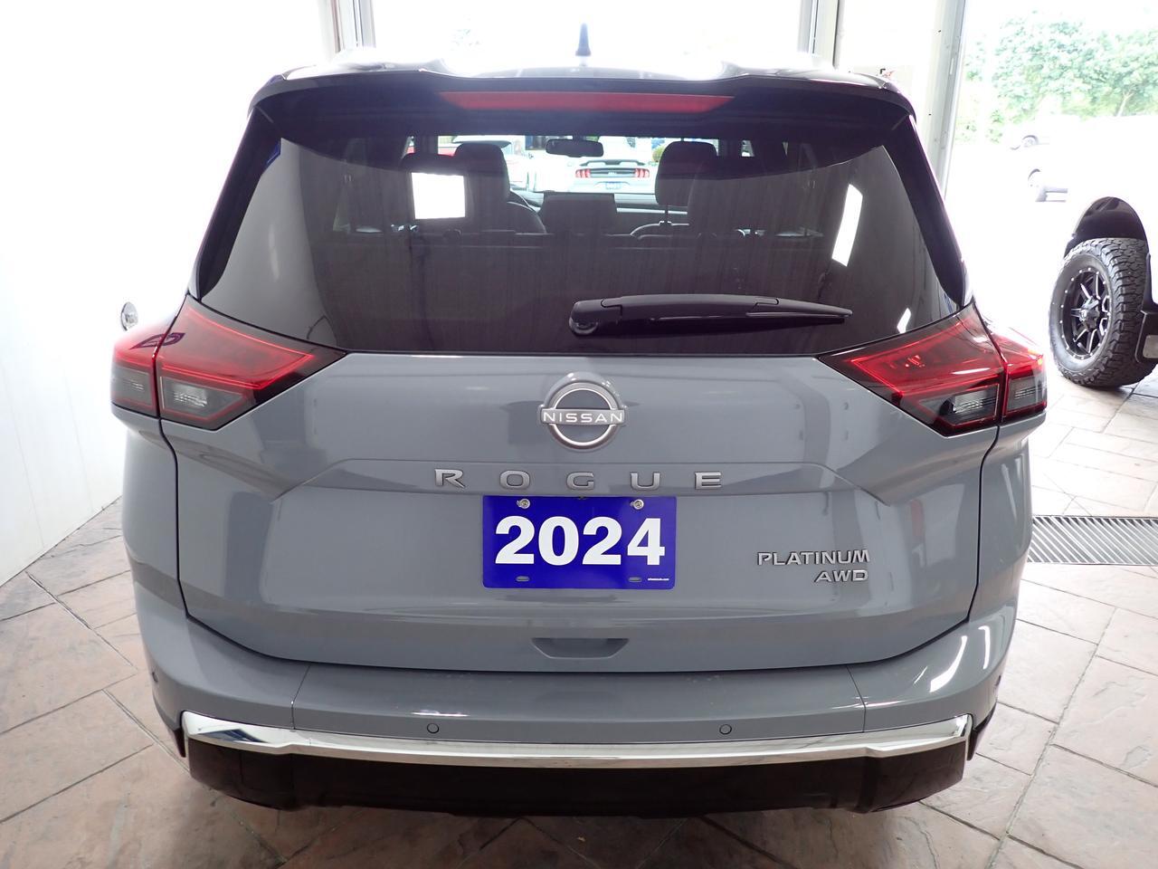 2024 Nissan Rogue Platinum AWD LEATHER SUNROOF Listowel ON