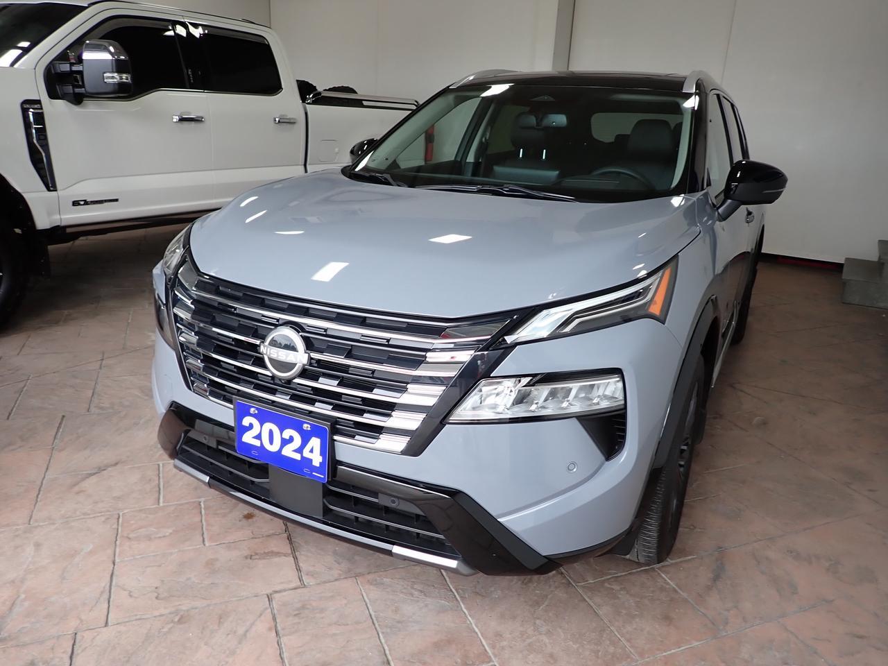 2024 Nissan Rogue Platinum AWD LEATHER SUNROOF Listowel ON