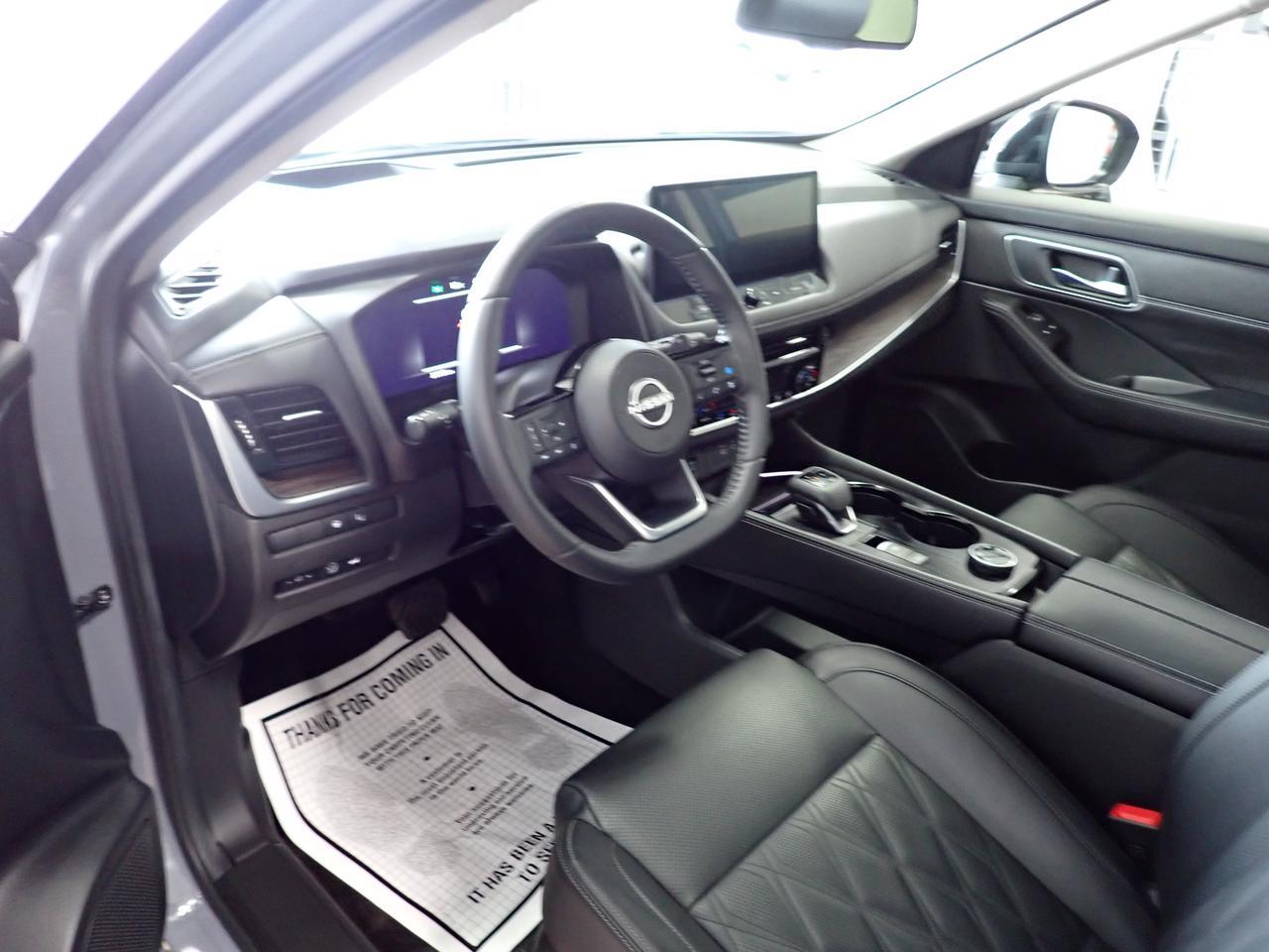 2024 Nissan Rogue Platinum AWD LEATHER SUNROOF Listowel ON