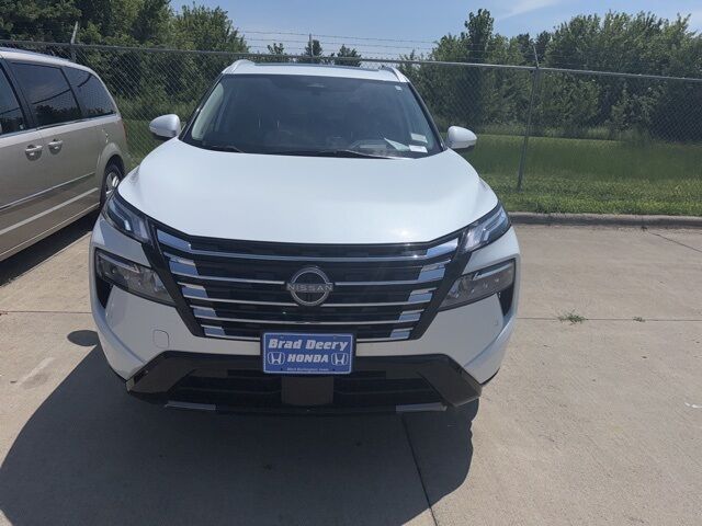 2024 Nissan Rogue Platinum West Burlington IA