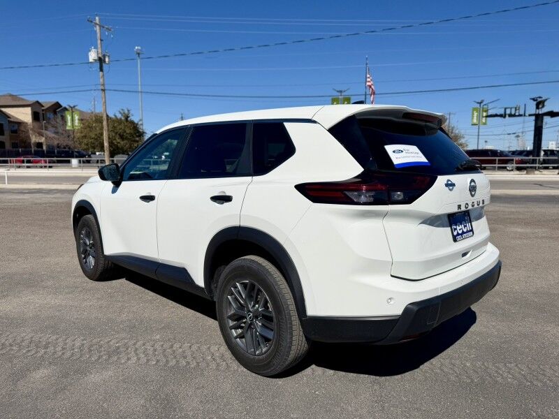 2024 Nissan Rogue S Del Rio TX
