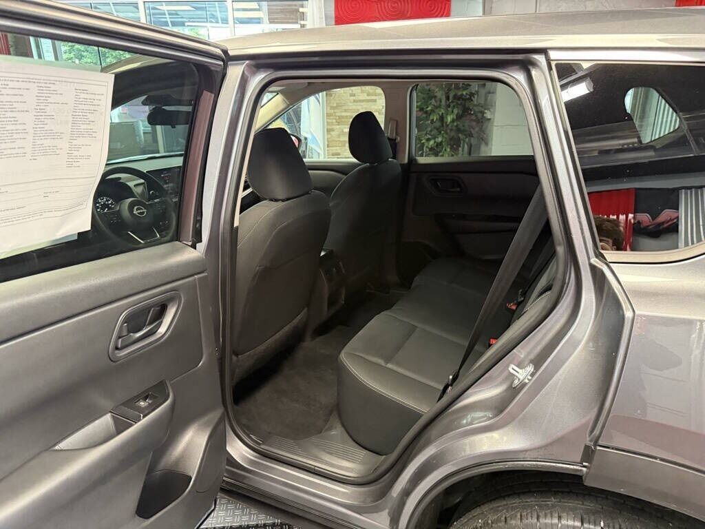 2024 Nissan Rogue S Royal Oak MI