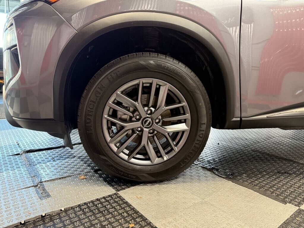 2024 Nissan Rogue S Royal Oak MI