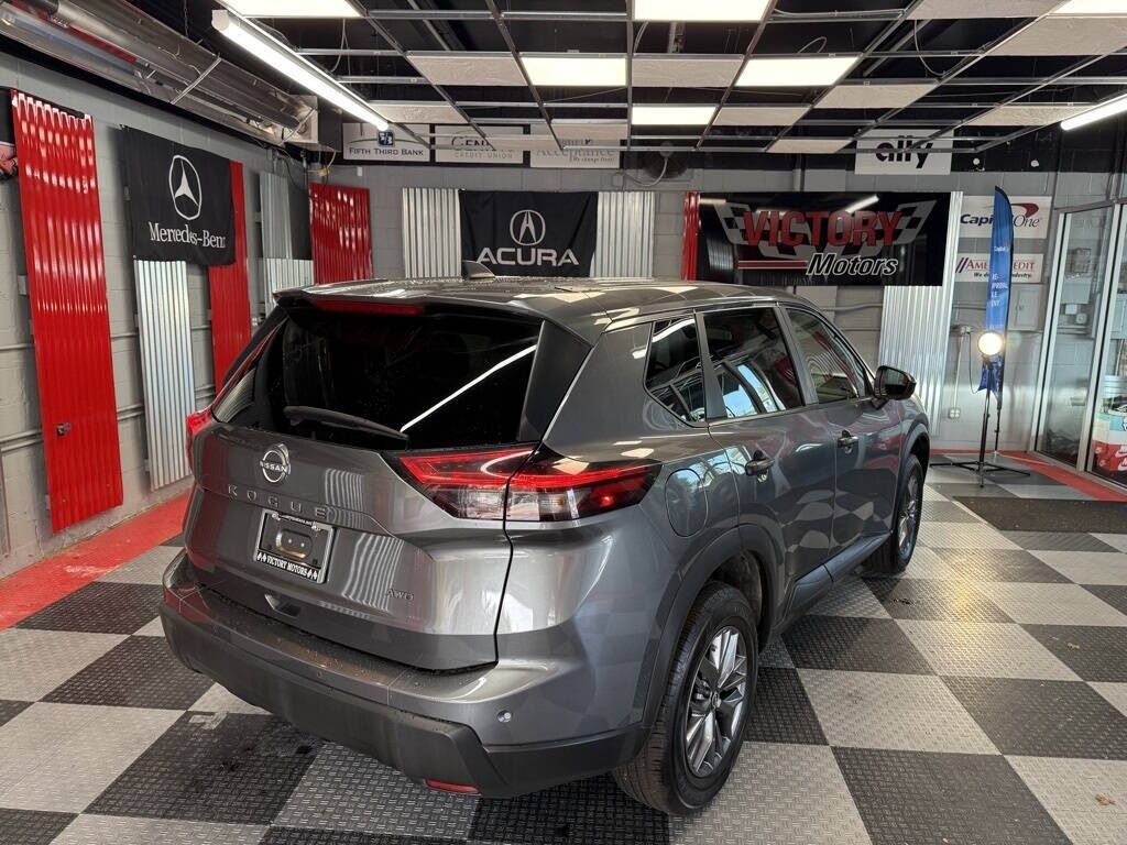 2024 Nissan Rogue S Royal Oak MI